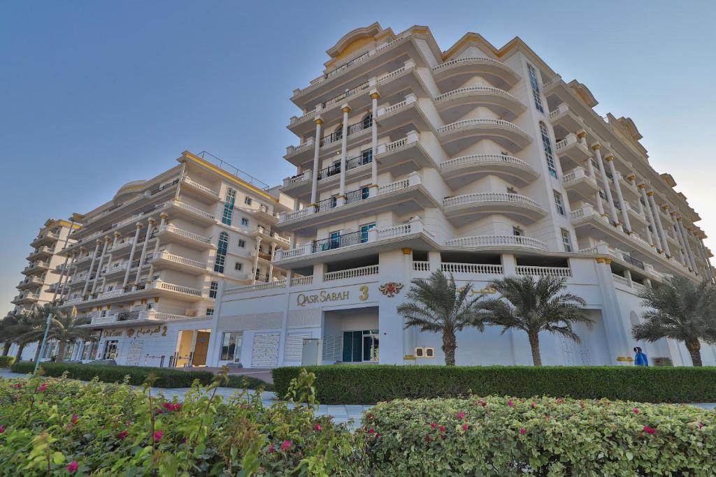 Dubai Production City Apartment | OYO 320 Home Qasr Sabah