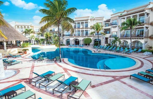 Downtown Resort | 98 m² Resort ∙ 127 guests