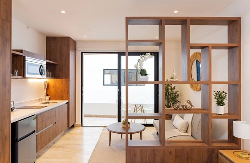 Downtown Apartment | Duna by Andiani