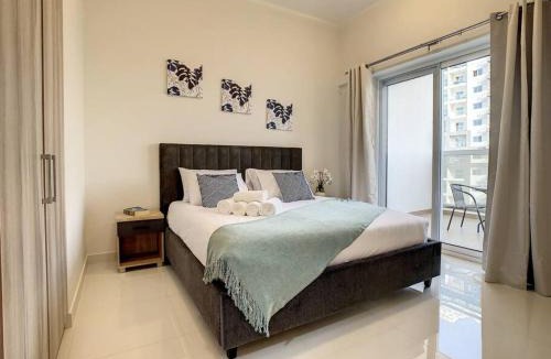 Dubai Sports City Apartment | Key View - Hera Tower, Sports City