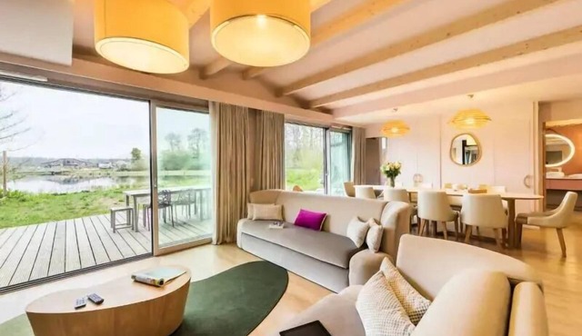 5-Bedroom Cottage for 8 People (VIP)