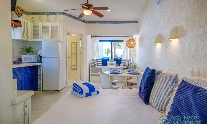 Akumal Condo | Affordable, bright studio with beach access, AC and WiFi!