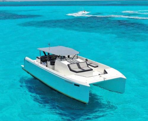 Downtown Cancun Boat Rental | Barco privado de lujo para tu familia y amigos en Cancun-isla mujeres
