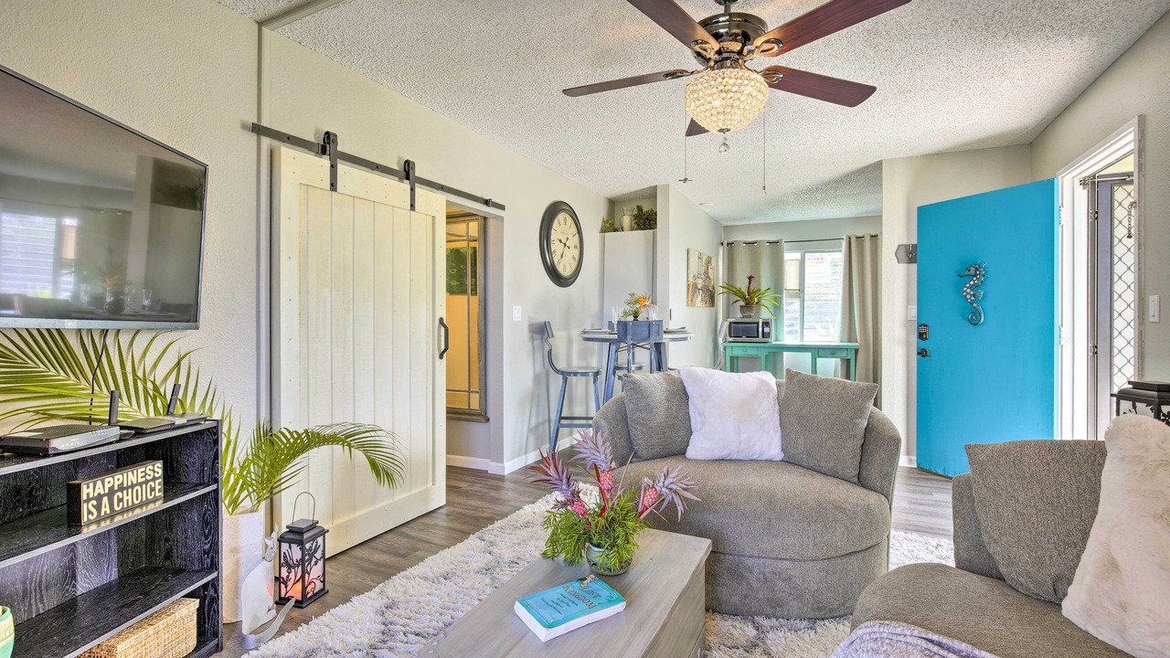 Photo of Others in Historic Kailua Village