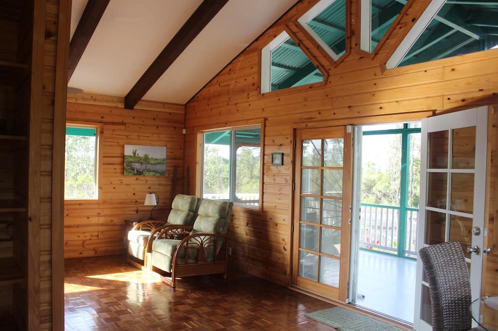 Photo of Bedroom in Keaau