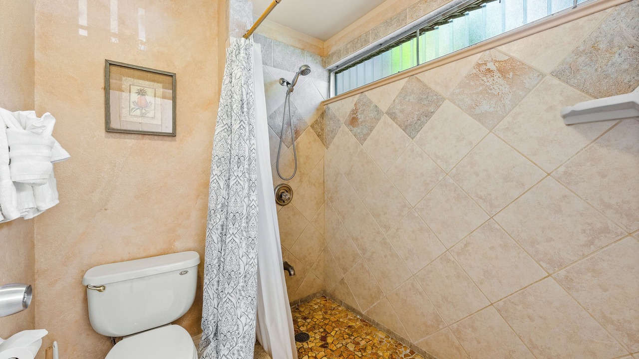 Photo of Bathroom in Princeville